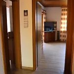 Neu Hafenhaeuschen No 18 * Norden